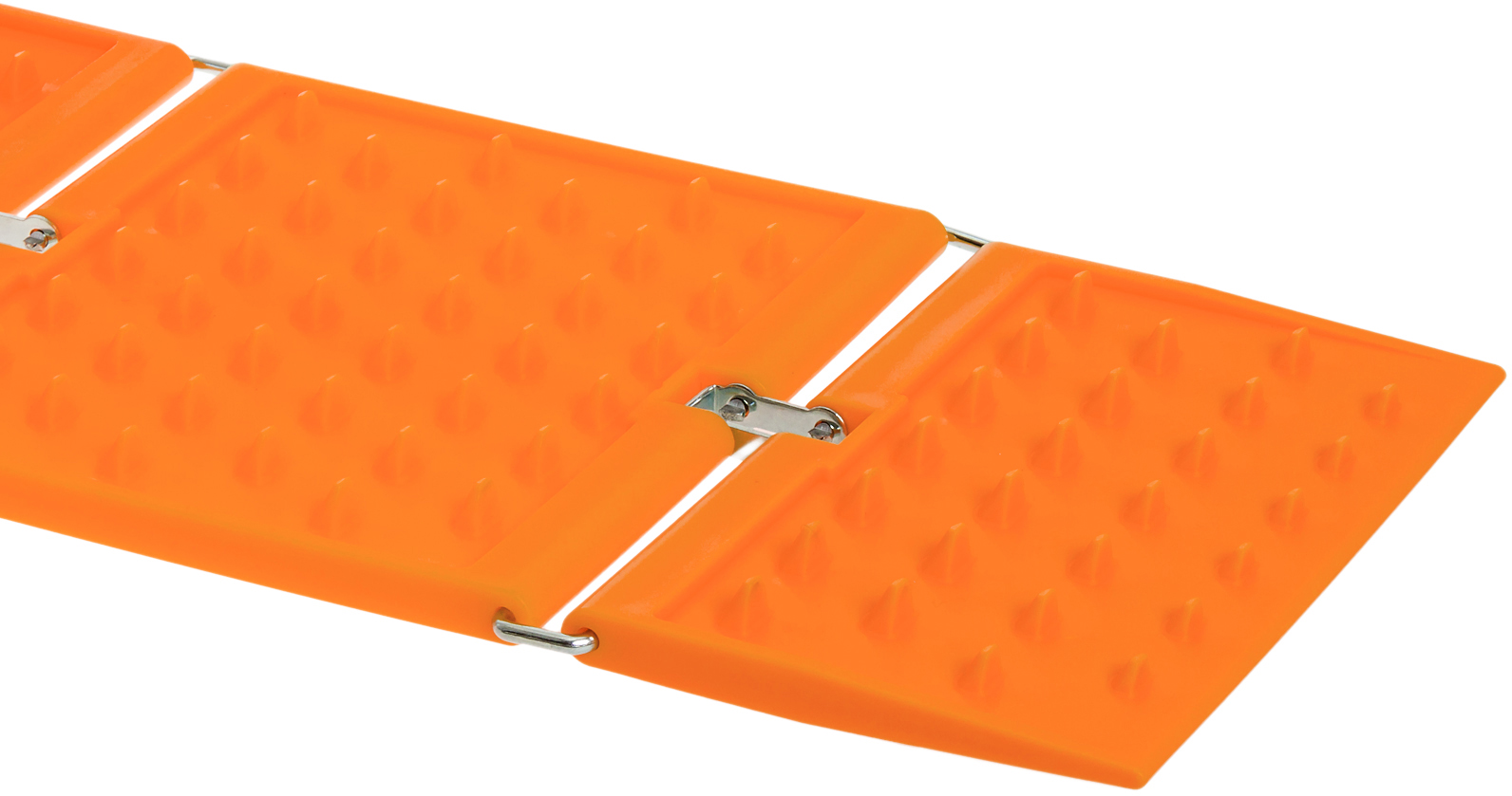 REUSABLE REVOLUTION Traction Mats w/ Wheel Chock Emergency Tire