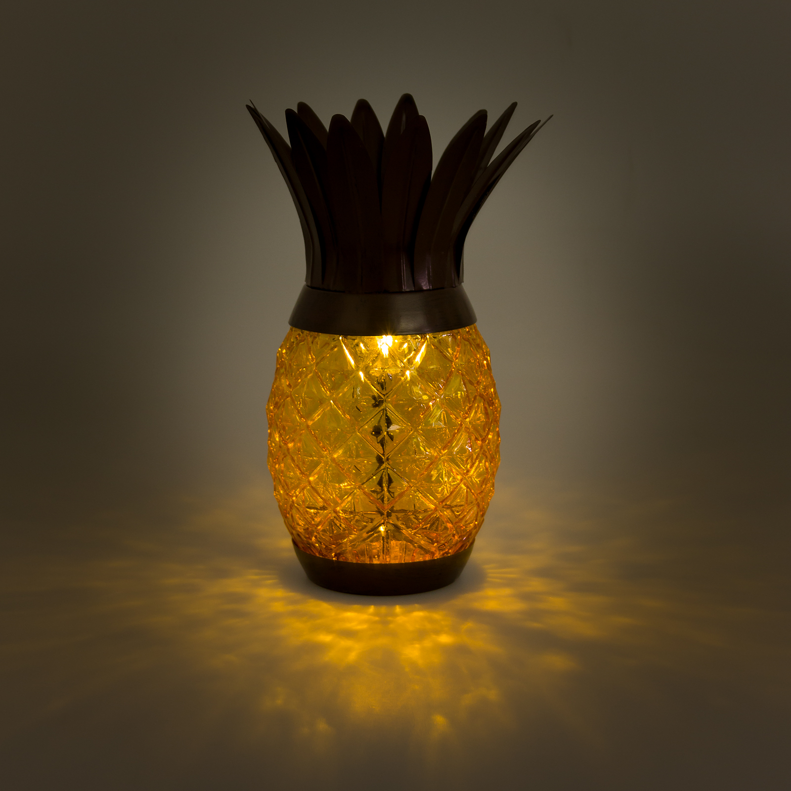 Greenlighting Solar Powered Pineapple Jar Decorative Led Table Light Greenlighting Solar Powered Pineapple Jar Decorative Led Table