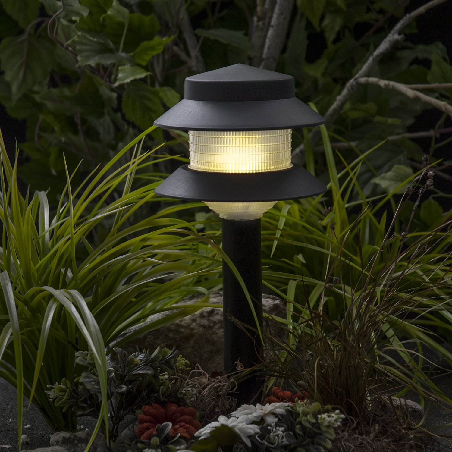 low voltage landscape path lighting